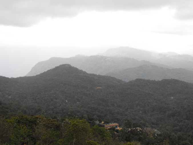Mountain ridge border between Kerala and Tamil Nadu