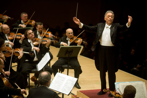 Brian Harkin for The New York Times. Conductor Zubin Mehta, right, leading the Israel Philharmonic Orchestra at Carnegie Hall in New York, on Feb. 22, 2011.