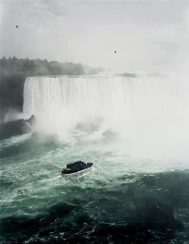 spruth-magers-london-andreas-gursky-niagara