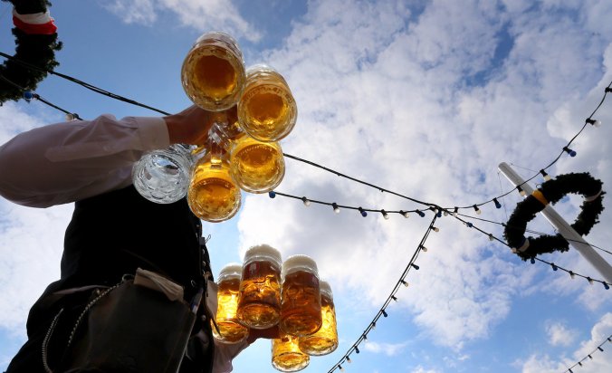 germanbeer_custom-b386ef6cf1c1b0762fcba4c0b18588f8df0b00ef-s1400-c85