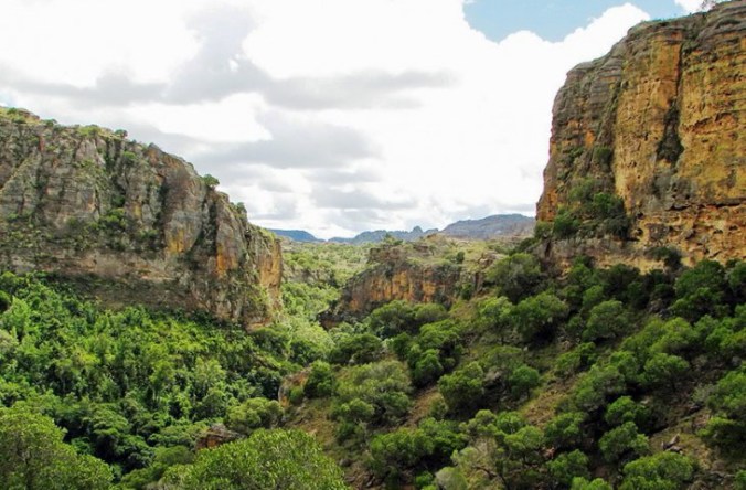 isalo-national-park-amazing-730x480